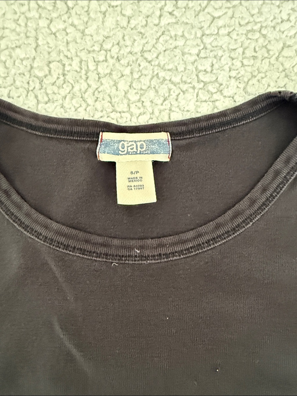 GAP Black Ribbed Tank Top - Picture 2 of 5